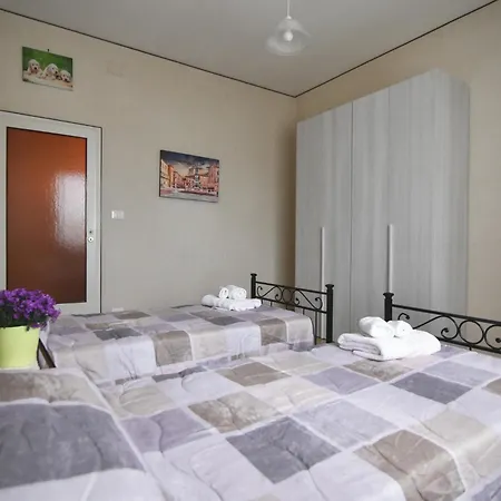 Gaudenzi 3* Bolonia